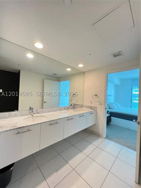 55 SE 6th St 3305, Miami FL - photo 18 of 22