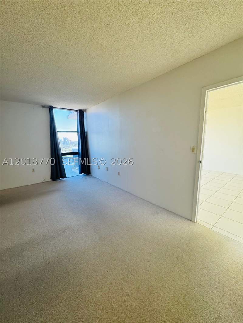 1 bedroom Condominium at 3675 N Country Club Dr 2005, Aventura Eldorado Condo, Aventura — photo 4