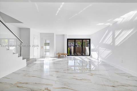 16449 NE 26th Ave 16, North Miami Beach FL - photo 15 of 41