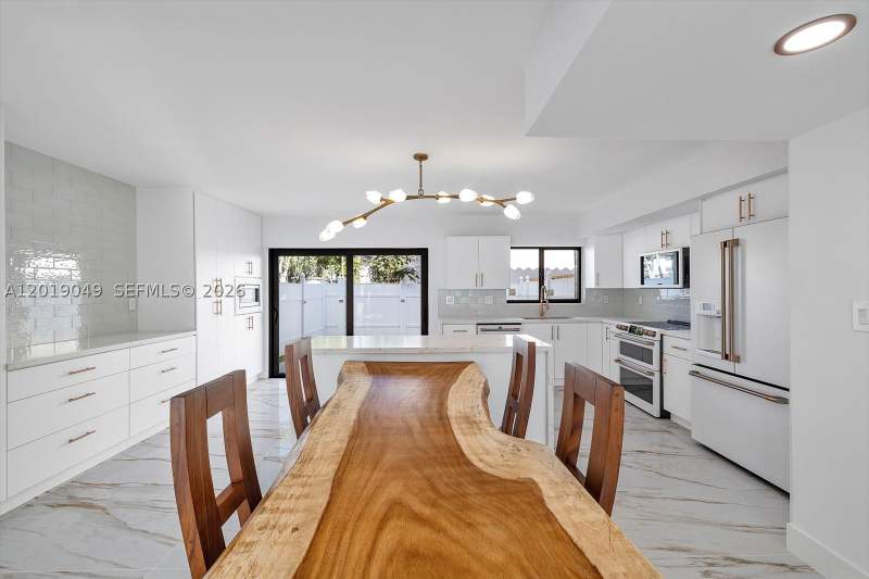 3 bedroom Townhouse at 16449 NE 26th Ave 16, Lakeview Townhomes Condo, North Miami Beach — photo 4