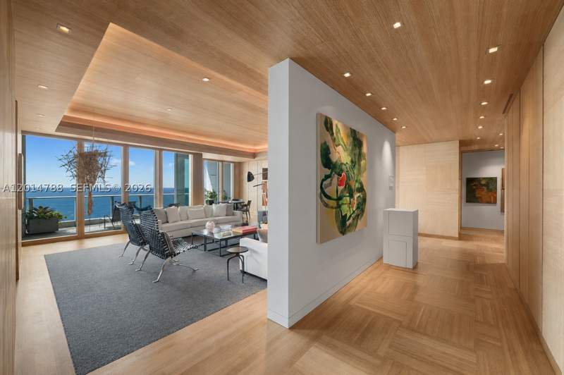 5 bedroom Condominium at 2627 S Bayshore Dr 3201, Grovenor House Condo, Miami — photo 4