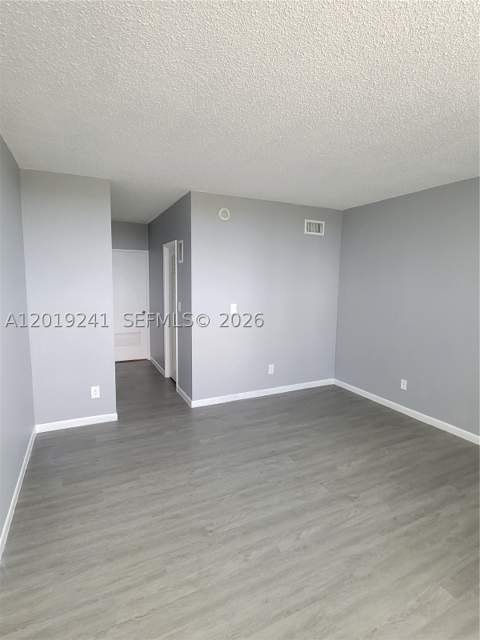 19380 Collins Ave 418, Sunny Isles Beach FL - photo 21 of 31