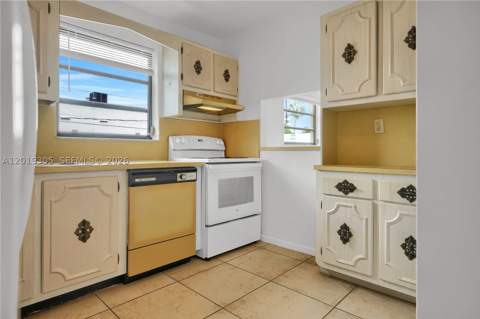 950 Euclid Ave 201, Miami Beach FL - photo 7 of 18