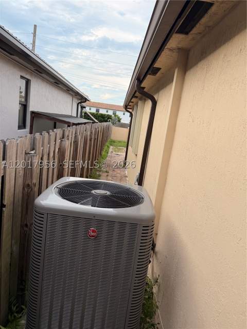11851 SW 248th Ter, Homestead FL - photo 6 of 22