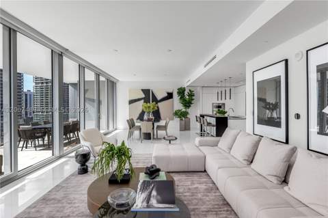 300 Biscayne Blvd Way 2802, Miami FL - photo 9 of 97