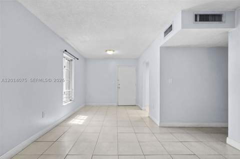 5112 NW 79th Ave 204, Doral FL - photo 10 of 23