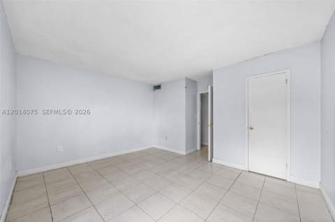 5112 NW 79th Ave 204, Doral FL - photo 13 of 23