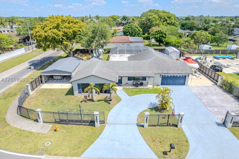 4 bedroom SingleFamilyResidence at 16181 SW 284th St, Waldin Park Estates, Homestead — photo 1