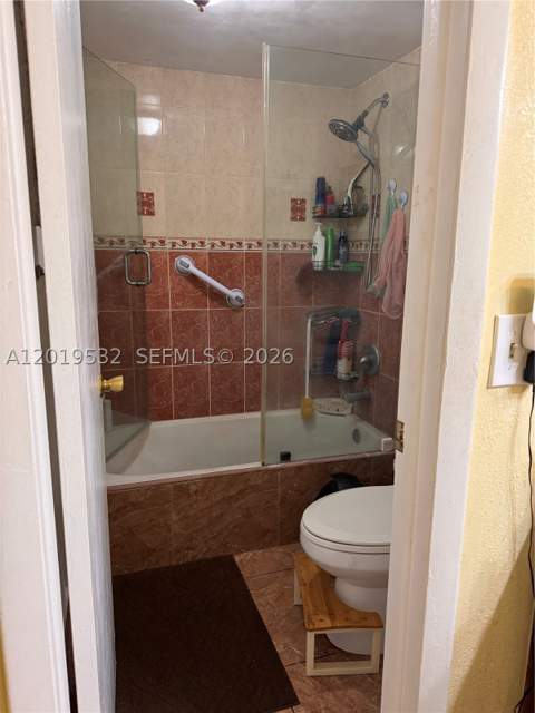 7115 NW 179th St 207, Hialeah FL - photo 13 of 16