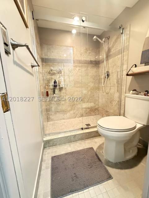 761 NE 199th St 102, Miami FL - photo 14 of 20
