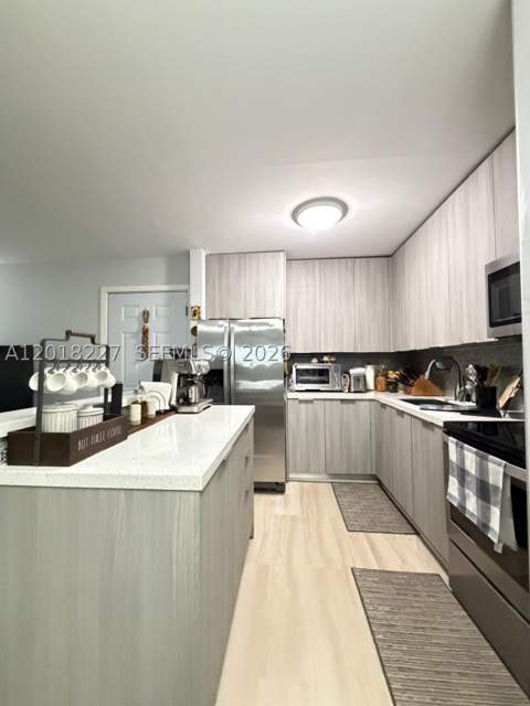 761 NE 199th St 102, Miami FL - photo 6 of 20
