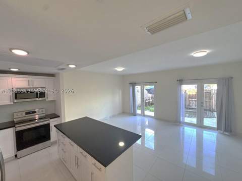 13724 SW 259th St, Homestead FL - photo 8 of 39
