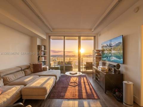 16385 Biscayne Blvd 3103, North Miami Beach FL - photo 15 of 80