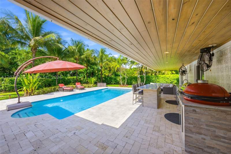 6 bedroom SingleFamilyResidence at 7750 SW 122nd St, Palmetto Court, Pinecrest — photo 4