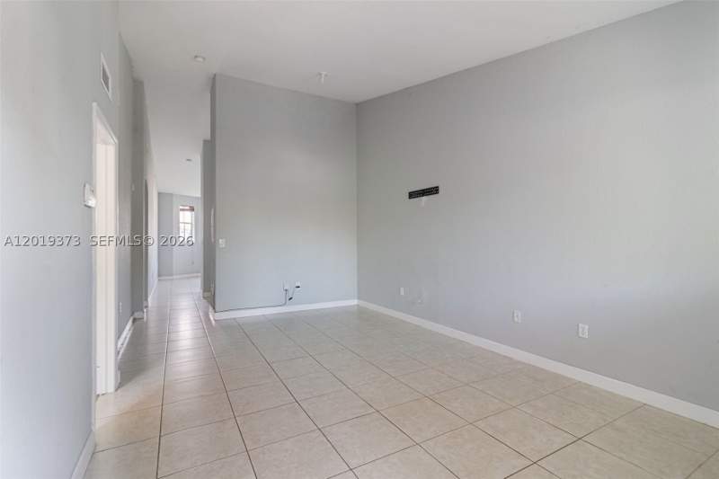 3 bedroom Condominium at 1568 SE 26th St 203, Shoma Condo At Keys Cove, Homestead — photo 2