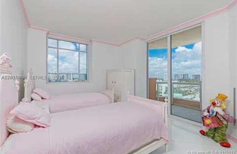 17875 Collins Ave 1101, Sunny Isles Beach FL - photo 16 of 30