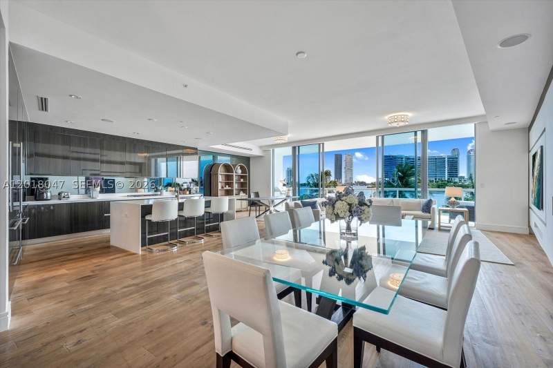 4 bedroom Condominium at 3300 NE 188th St 217, Echo Condo, Aventura — photo 2
