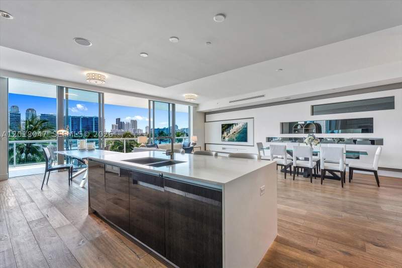 4 bedroom Condominium at 3300 NE 188th St 217, Echo Condo, Aventura — photo 4