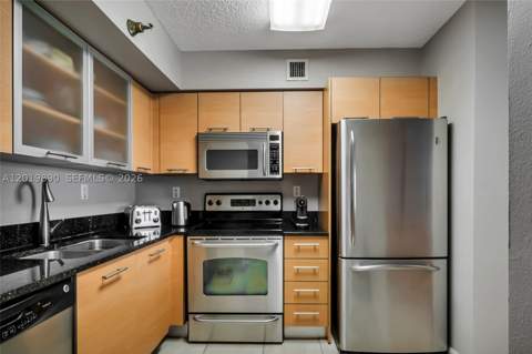 3300 NE 191st St Lp04, Aventura FL - photo 13 of 34