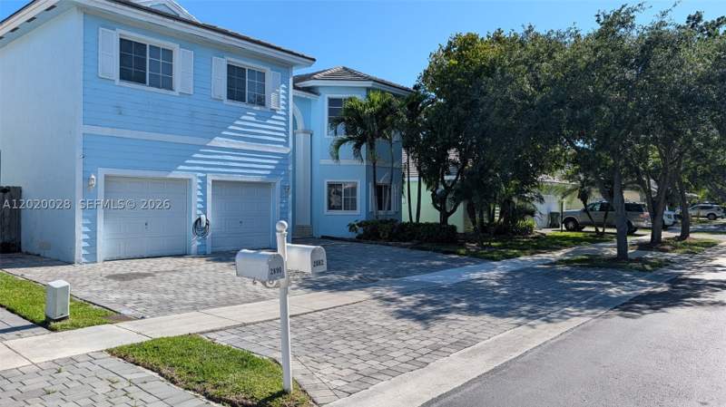 4 bedroom SingleFamilyResidence at 2882 NE 4th St, Carmens Place, Homestead — photo 3