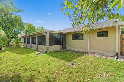 9315 SW 170th Lane, Palmetto Bay FL - photo 11 of 47