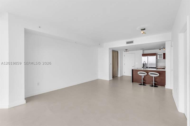 1 bedroom Condominium at 1900 N Bayshore Dr 3216, Quantum On The Bay Condo, Miami — photo 2