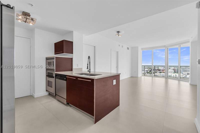 1 bedroom Condominium at 1900 N Bayshore Dr 3216, Quantum On The Bay Condo, Miami — photo 4