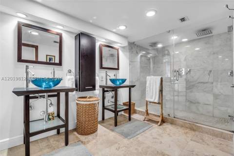 209 E Enid Dr 36, Key Biscayne FL - photo 14 of 69