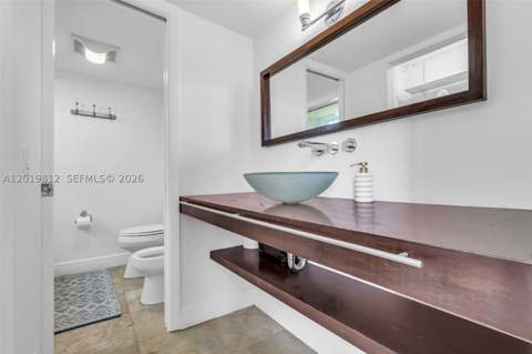 209 E Enid Dr 36, Key Biscayne FL - photo 18 of 69