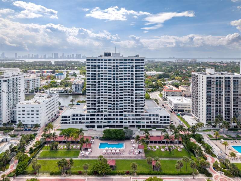 2 bedroom Condominium at 2555 Collins Ave 1003, Club Atlantis Condo, Miami Beach — photo 4