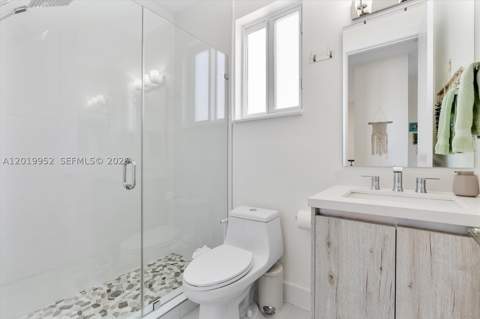2920 SW 25th Ter B, Miami FL - photo 14 of 25