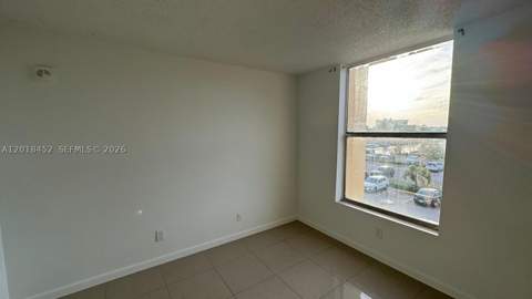 2020 NE 135th St 303, North Miami FL - photo 12 of 14