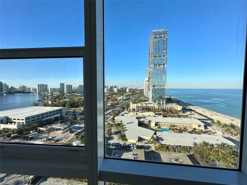 2 bedroom Condominium at 18201 Collins Avenue 1901, Trump Royale Condo, Sunny Isles Beach — photo 2