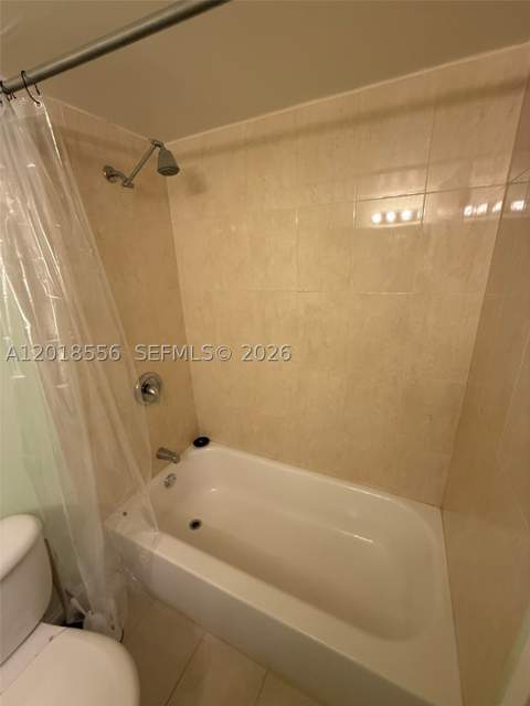 2020 NE 135th St 503, North Miami FL - photo 12 of 24
