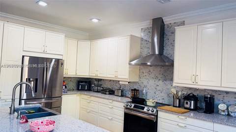15413 SW 116th Ter, Miami FL - photo 17 of 42