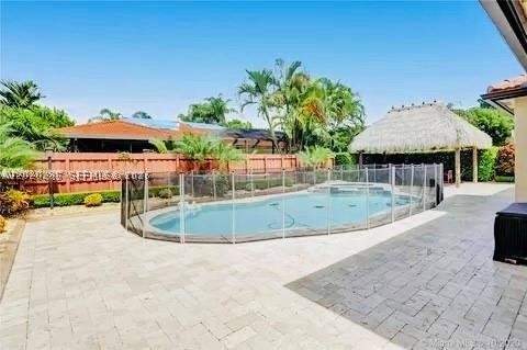 15413 SW 116th Ter, Miami FL - photo 18 of 42