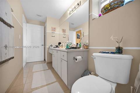 6630 NW 114th Ave 1538, Doral FL - photo 23 of 34