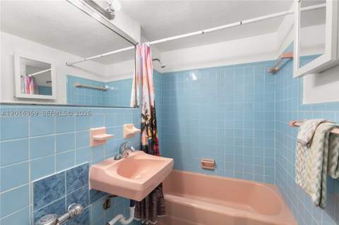 255 W 24th St 432, Miami Beach FL - photo 11 of 22