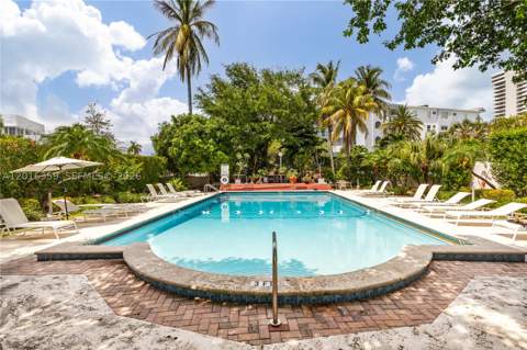 255 W 24th St 432, Miami Beach FL - photo 13 of 22