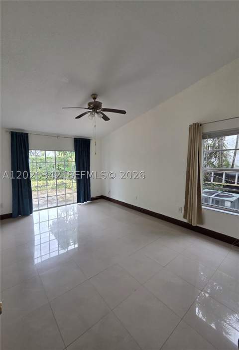 10120 SW 127th Ave, Miami FL - photo 9 of 20