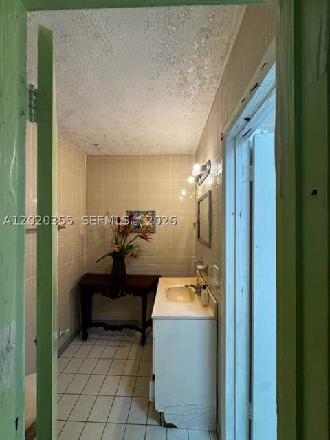 1251 NW 190th St, Miami Gardens FL - photo 18 of 21
