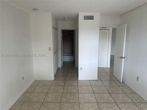 6272 NW 186th St 212, Hialeah FL - photo 13 of 22