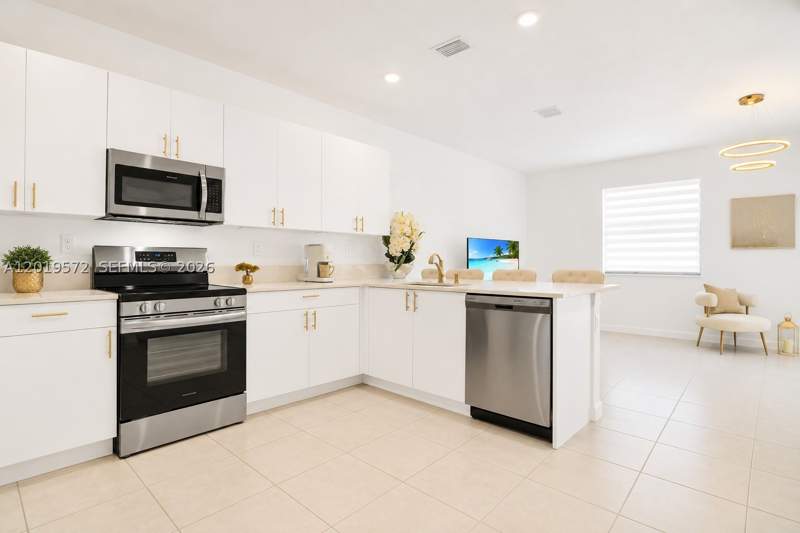 4 bedroom Townhouse at 12954 SW 231st St, Kendall Assemblage North, Miami — photo 3
