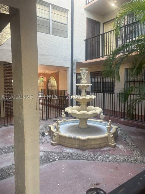6620 W 2nd Ct 403, Hialeah FL - photo 12 of 38