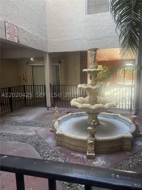 6620 W 2nd Ct 403, Hialeah FL - photo 13 of 38