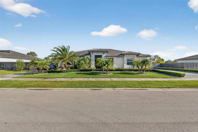 4 bedroom SingleFamilyResidence at 16767 SW 290th Ln, Rambo, Homestead — photo 1
