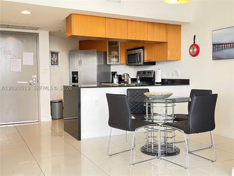 1750 N Bayshore Dr 5614, Miami FL - photo 13 of 32