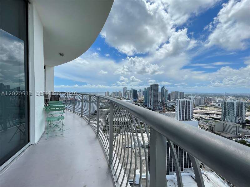 2 bedroom Condominium at 1750 N Bayshore Dr 5614, Opera Tower Condo, Miami — photo 3