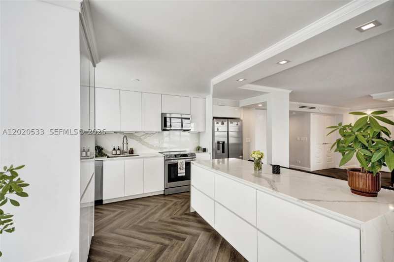 2 bedroom Condominium at 230 174th St 2112, Winston Tower 300 Condo, Sunny Isles Beach — photo 1