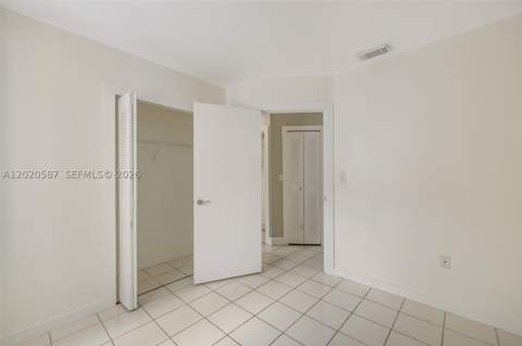 8423 SW 209th St, Cutler Bay FL - photo 18 of 24